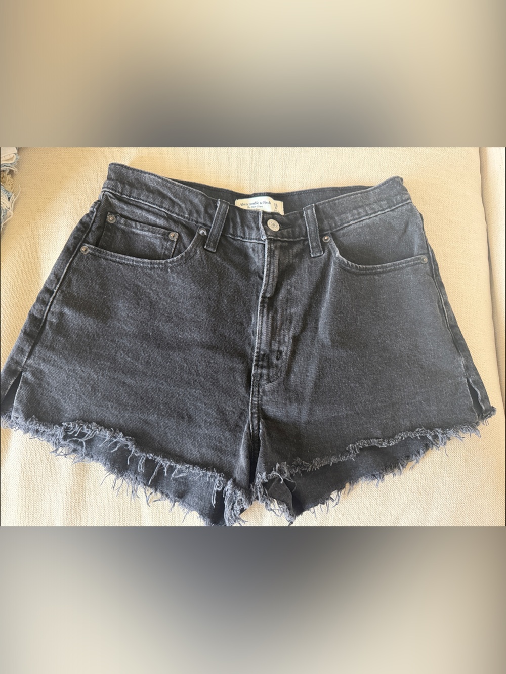 Abercrombie & Fitch The Mom Short High-Rise